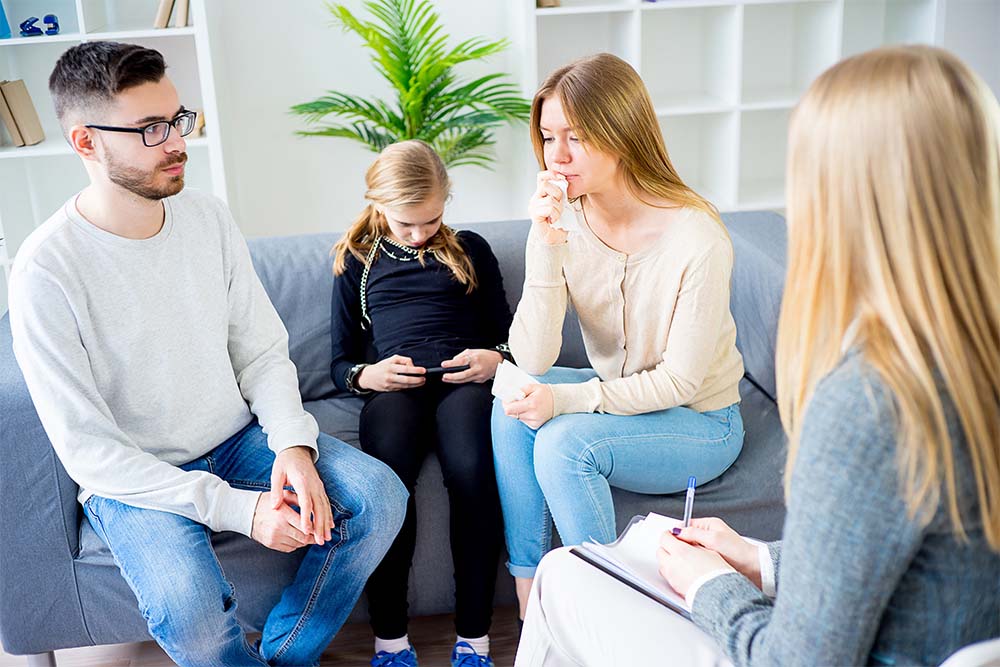 مشاوره خانواده و خدمات مربوطه - موسسه روانشناسی آرامش اندیشه تبریز